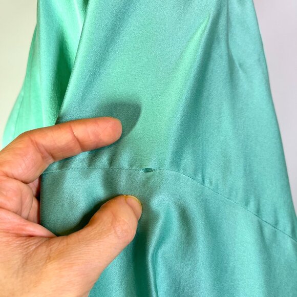 Victoria's Secret One Size Silk Short Robe Seafoam Green *Flaw - Picture 4 of 15